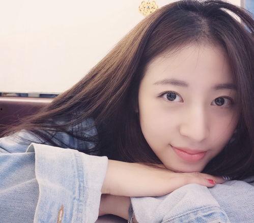 女朋友娱乐吃瓜酱